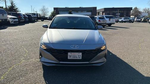 2021 Hyundai ELANTRA SEL