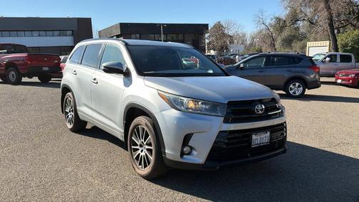 2018 Toyota Highlander SE