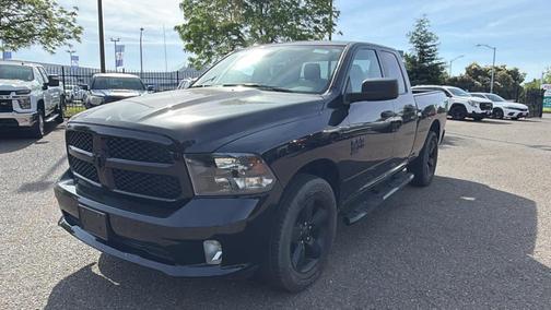 Diamond Black 2022 RAM 1500 Classic Tradesman