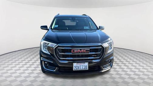 2022 GMC Terrain AT4