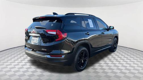 2022 GMC Terrain AT4