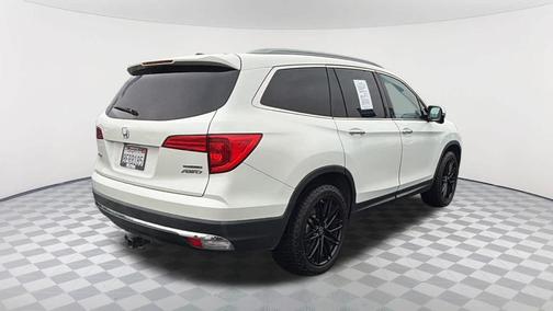 2018 Honda Pilot Touring