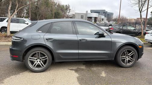 2020 Porsche Macan Base