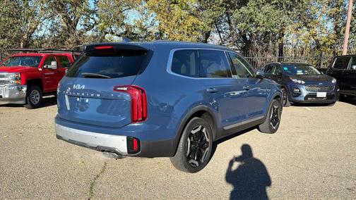 2023 Kia Telluride S
