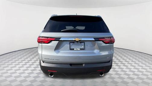 Sterling Gray Metallic 2023 Chevrolet Traverse LT Leather