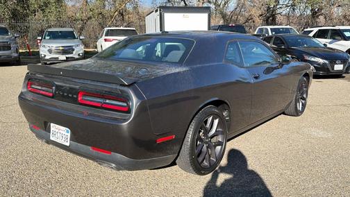 2020 Dodge Challenger SXT