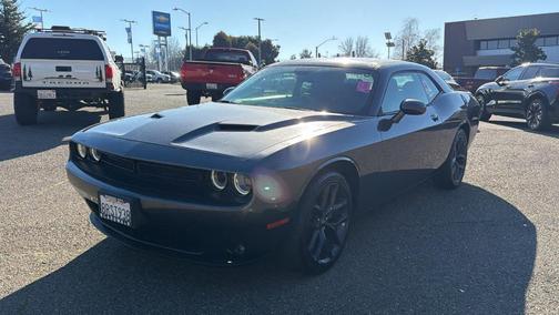 2020 Dodge Challenger SXT