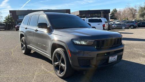 2022 Jeep Grand Cherokee L Laredo