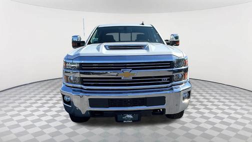 Summit White 2019 Chevrolet Silverado 2500 LTZ
