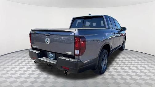 Modern Steel Metallic 2022 Honda Ridgeline RTL