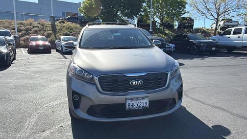 Titanium Silver 2019 Kia Sorento EX V6