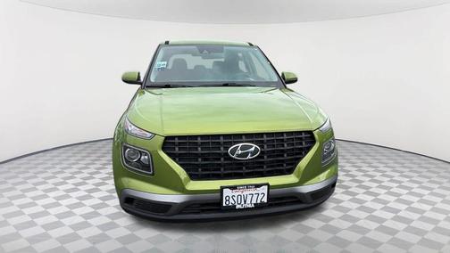 Apple Green 2020 Hyundai VENUE SE