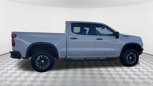 White Sand 2026 Chevrolet Silverado 1500 ZR2