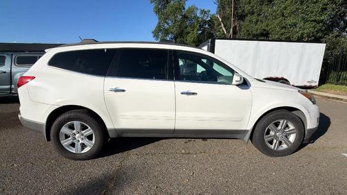 2012 Chevrolet Traverse 2LT