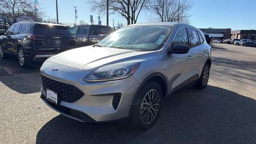 2022 Ford Escape PHEV SE