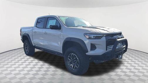White Sand 2026 Chevrolet Colorado ZR2