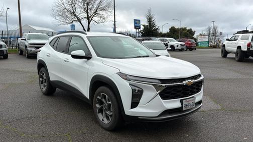 2024 Chevrolet Trax LT