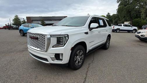 White Frost Tri-Coat 2021 GMC Yukon Denali