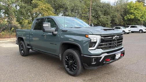 2025 Chevrolet Silverado 2500 LTZ