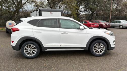 2018 Hyundai TUCSON SEL