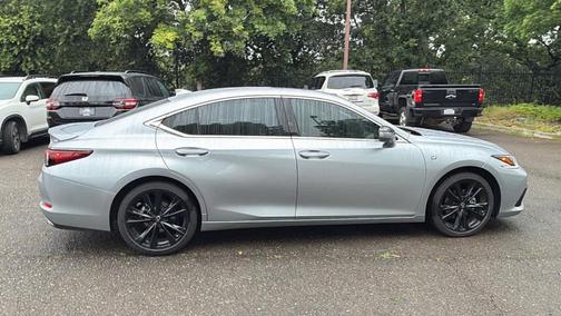 Iridium 2025 Lexus ES 350 F SPORT Handling