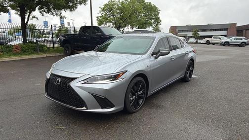 Iridium 2025 Lexus ES 350 F SPORT Handling