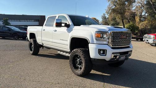 2019 GMC Sierra 2500 Denali