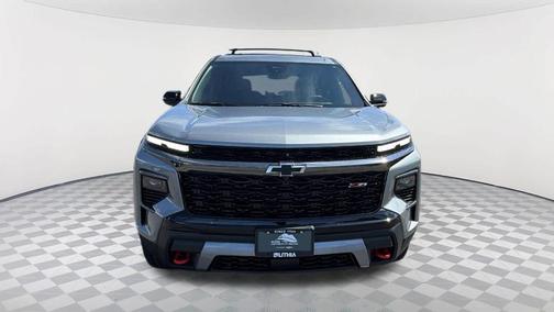 Sterling Gray Metallic 2026 Chevrolet Traverse Z71