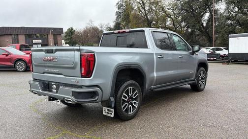 2025 GMC Sierra 1500 AT4