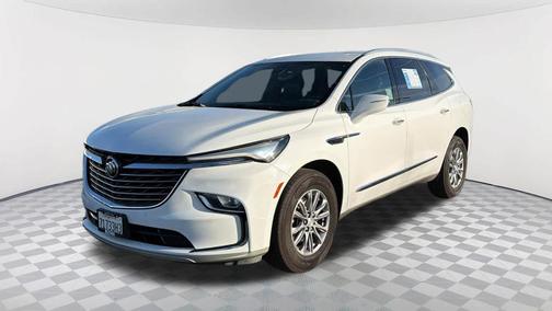 2022 Buick Enclave Essence