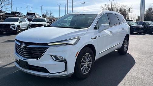 2022 Buick Enclave Essence