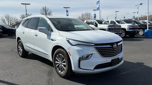 2022 Buick Enclave Essence