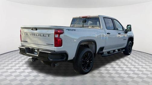 2026 Chevrolet Silverado 2500 Custom