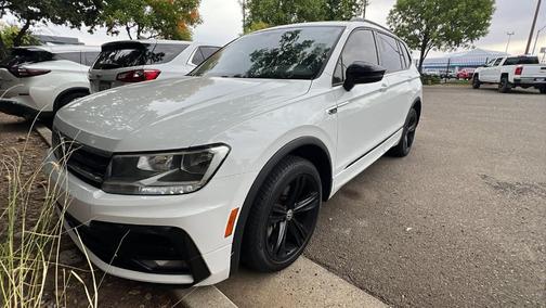 2019 Volkswagen Tiguan 2.0T SEL R-Line Black