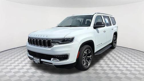 Bright White Clearcoat 2023 Jeep Wagoneer Series III