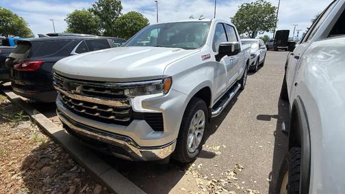 Iridescent Pearl Tricoat 2022 Chevrolet Silverado 1500 LTZ