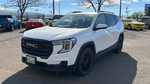 2022 GMC Terrain SLT