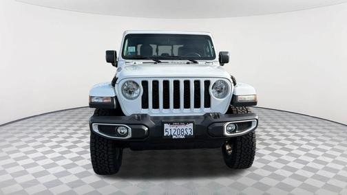 2022 Jeep Gladiator Overland