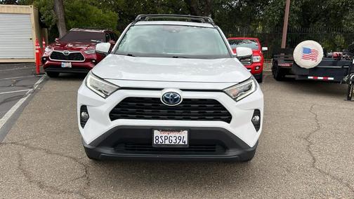 2020 Toyota RAV4 Hybrid XLE