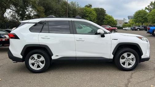 2020 Toyota RAV4 Hybrid XLE