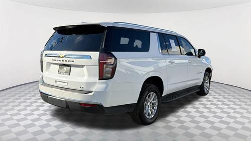 2024 Chevrolet Suburban LT
