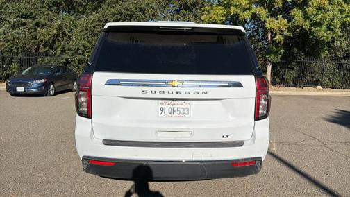 2024 Chevrolet Suburban LT
