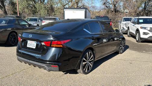 2020 Nissan Altima 2.5 SR