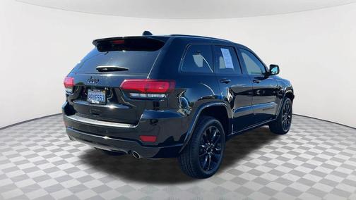 2020 Jeep Grand Cherokee Altitude