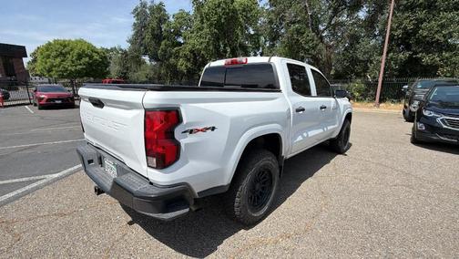 Summit White 2024 Chevrolet Colorado WT