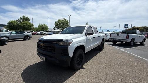 Summit White 2024 Chevrolet Colorado WT