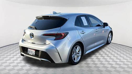 Silver 2019 Toyota Corolla Hatchback SE