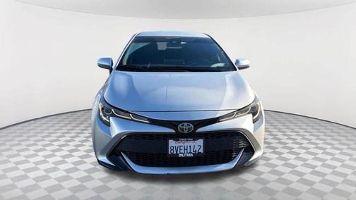 Silver 2019 Toyota Corolla Hatchback SE