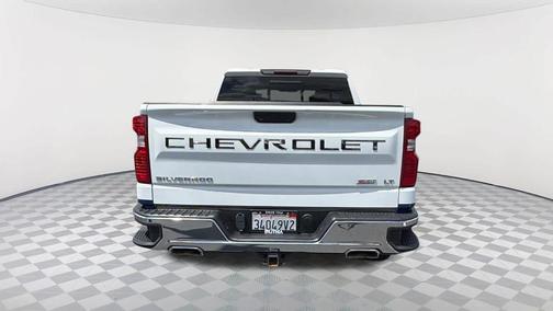 Summit White 2019 Chevrolet Silverado 1500 LT