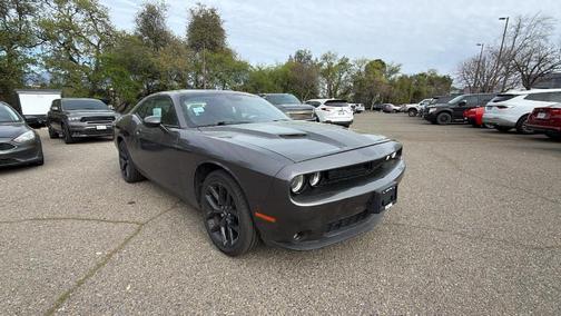 2022 Dodge Challenger SXT